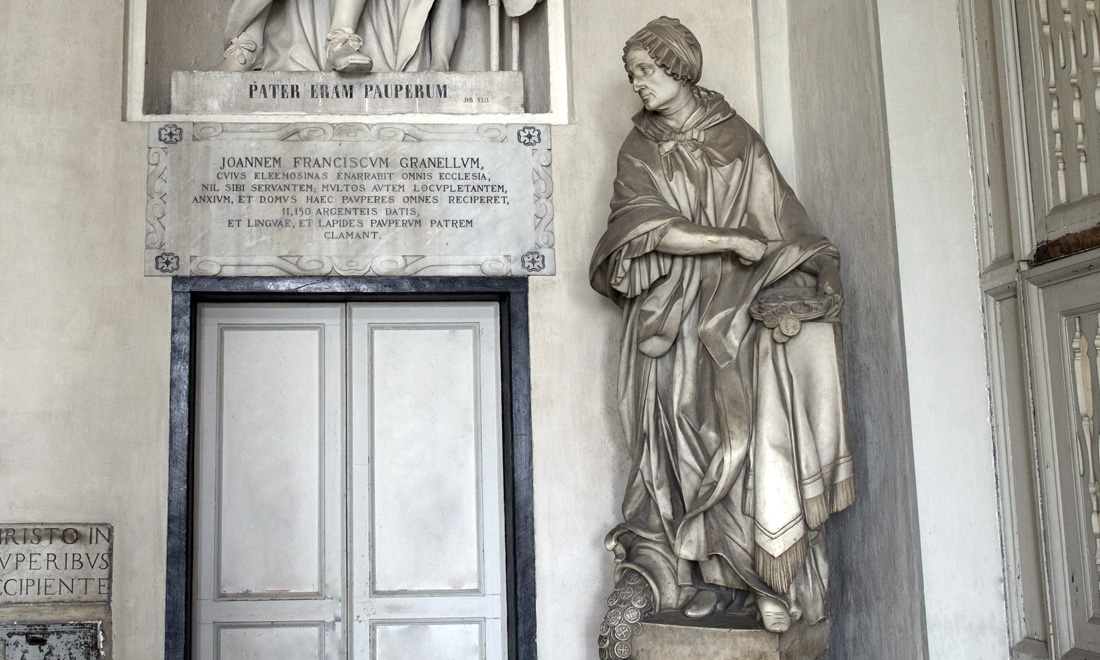 Statua Albergo dei Poveri